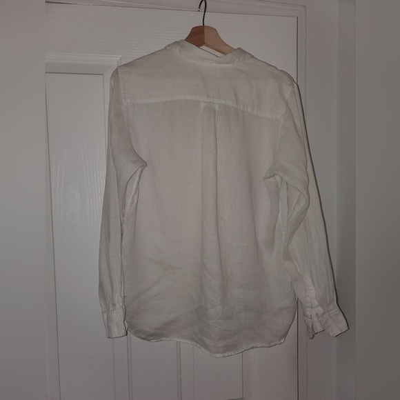 Uniqlo linen button up medium - Picture 2 of 2